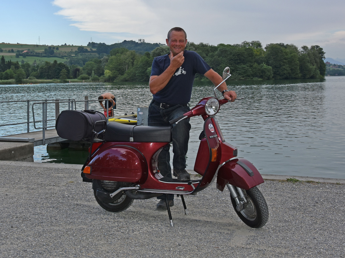 Daniel auf seiner Vespa PX125 E, Jahrgang 1993