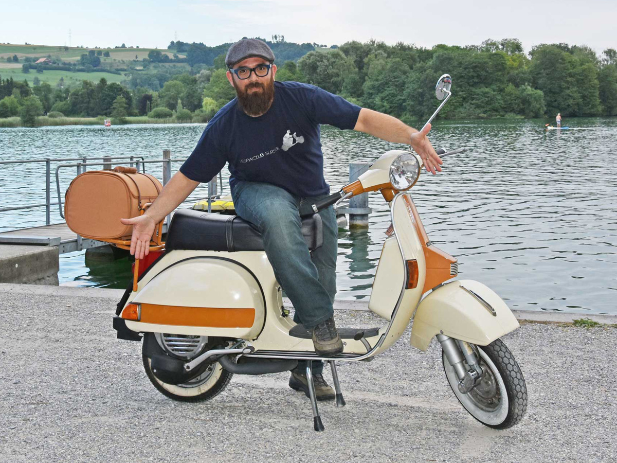 Fabrizio auf seiner Vespa PX 125, Jahrgang 1993